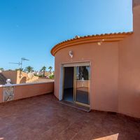 Villa in Spain, Comunitat Valenciana, Torrevieja, 283 sq.m.