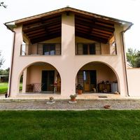 Villa in the mountains, in the suburbs, in the forest, at the seaside in Italy, Grosseto, 260 sq.m.