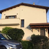 Villa in the mountains, in the suburbs, at the seaside in Italy, Grosseto, 255 sq.m.