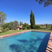 Villa in the mountains, by the lake, in the suburbs, in the forest in Italy, Umbria, Orvieto, 514 sq.m.