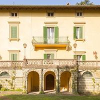 Villa in the big city, in the mountains, by the lake, in the suburbs, in the forest in Italy, Umbria, 3009 sq.m.
