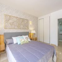Apartment in the big city, at the spa resort, at the seaside in Spain, Comunitat Valenciana, Torrevieja, 125 sq.m.