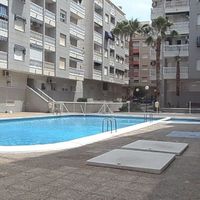 Квартира в большом городе, у моря в Испании, Валенсия, Торревьеха, 56 кв.м.