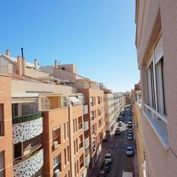 Апартаменты в большом городе, у моря в Испании, Валенсия, Торревьеха, 98 кв.м.
