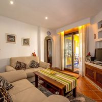 Bungalow in the big city, at the seaside in Spain, Comunitat Valenciana, Torrevieja, 69 sq.m.