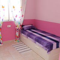 Villa in the big city, at the seaside in Spain, Comunitat Valenciana, Alicante, 82 sq.m.