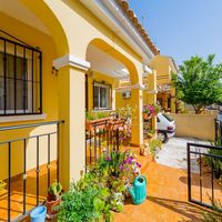 Bungalow in the big city, at the seaside in Spain, Comunitat Valenciana, Torrevieja, 89 sq.m.