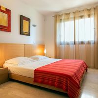 Апартаменты в большом городе, у моря в Испании, Валенсия, Торревьеха, 101 кв.м.