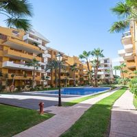 Апартаменты в большом городе, у моря в Испании, Валенсия, Торревьеха, 101 кв.м.