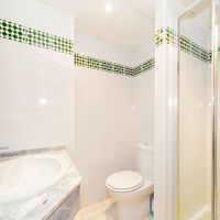 Апартаменты в большом городе, у моря в Испании, Валенсия, Торревьеха, 76 кв.м.