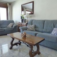 Апартаменты в большом городе, у моря в Испании, Валенсия, Торревьеха, 68 кв.м.