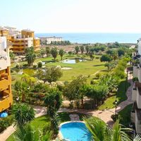 Пентхаус в большом городе, у моря в Испании, Валенсия, Торревьеха, 138 кв.м.