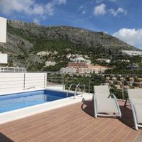 Вилла в большом городе, в горах, у моря в Испании, Валенсия, Альтеа, 220 кв.м.