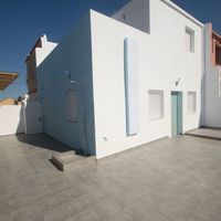 House in the big city, at the seaside in Spain, 108 sq.m.