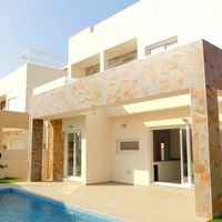 Villa in the big city, at the spa resort, by the lake, at the seaside in Spain, Comunitat Valenciana, Torrevieja, 158 sq.m.