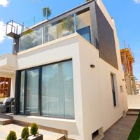 Villa at the spa resort, by the lake, in the suburbs, in the forest, at the seaside in Spain, Comunitat Valenciana, Alicante, 165 sq.m.