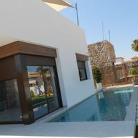 Вилла в большом городе, в горах, у озера, у моря в Испании, Валенсия, Аликанте, 113 кв.м.