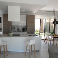 Вилла в большом городе, в горах, у озера, у моря в Испании, Валенсия, Аликанте, 113 кв.м.