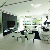Villa in the suburbs in United Arab Emirates, Dubai, 585 sq.m.