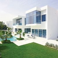 Villa in the suburbs in United Arab Emirates, Dubai, 688 sq.m.