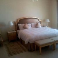 Отель (гостиница) у моря в ОАЭ, Дубаи, 350 кв.м.