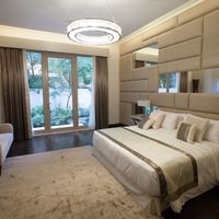 Villa in the suburbs in United Arab Emirates, Dubai, 1680 sq.m.