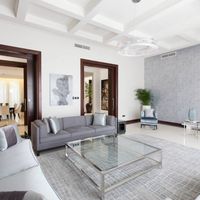Villa in the suburbs in United Arab Emirates, Dubai, 1680 sq.m.