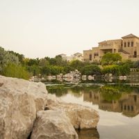 Villa in the suburbs in United Arab Emirates, Dubai, 1680 sq.m.