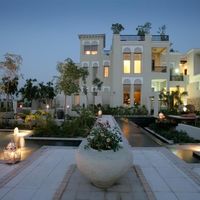 Villa in the suburbs in United Arab Emirates, Dubai, 1680 sq.m.