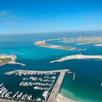 Apartment in the big city in United Arab Emirates, Dubai, 158 sq.m.