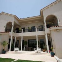 Villa in United Arab Emirates, Dubai, 1300 sq.m.