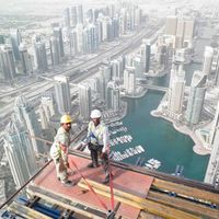 Отель (гостиница) у моря в ОАЭ, Дубаи, 116 кв.м.