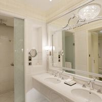 Hotel at the seaside in United Arab Emirates, Dubai, 75 sq.m.