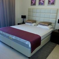 Отель (гостиница) в ОАЭ, Дубаи, 77 кв.м.