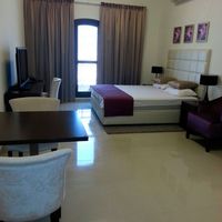 Отель (гостиница) в ОАЭ, Дубаи, 77 кв.м.