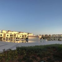 Villa at the seaside in United Arab Emirates, Ra's al Khaymah, 375 sq.m.