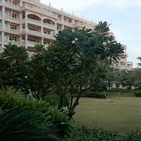 Hotel at the seaside in United Arab Emirates, Dubai, 169 sq.m.