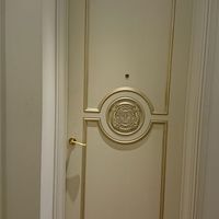 Hotel at the seaside in United Arab Emirates, Dubai, 81 sq.m.