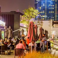 Отель (гостиница) в большом городе в ОАЭ, Дубаи, 92 кв.м.