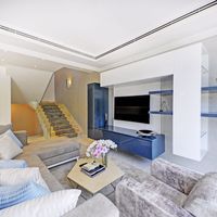 Villa in the suburbs in United Arab Emirates, Dubai, 246 sq.m.