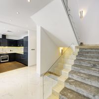 Villa in the suburbs in United Arab Emirates, Dubai, 246 sq.m.