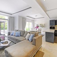 Villa in the suburbs in United Arab Emirates, Dubai, 246 sq.m.