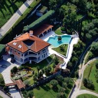 Villa in the big city, at the seaside in Slovenia, Piran, 376 sq.m.