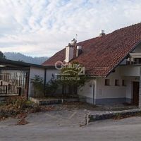 Отель (гостиница) в пригороде в Словении, Гросупле, 709 кв.м.