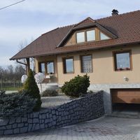 Дом в горах, в пригороде в Словении, Марибор, 242 кв.м.