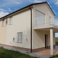 House in the suburbs, at the seaside in Slovenia, Koper, 93 sq.m.