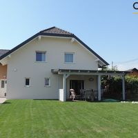 House in the suburbs in Slovenia, Lenart, 146 sq.m.