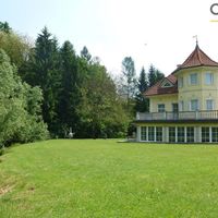 Другая коммерческая недвижимость в пригороде в Словении, Марибор, 900 кв.м.