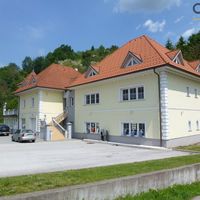 Другая коммерческая недвижимость в пригороде в Словении, Марибор, 900 кв.м.