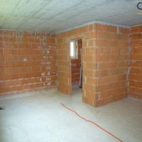 Другая коммерческая недвижимость в пригороде в Словении, Марибор, 900 кв.м.